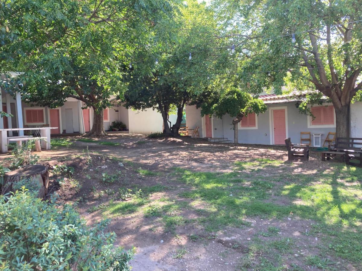 Complejo Puertas Rosas Apartman Villa Carlos Paz Kültér fotó